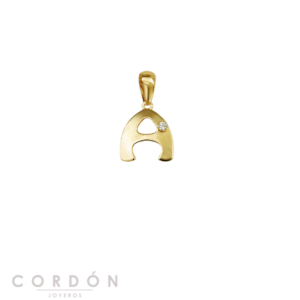 colgante-inicial-circonita-oro-amarillo-18k-9mm